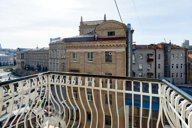Апартаменты Studio with amazing view to Independence Square Киев-46